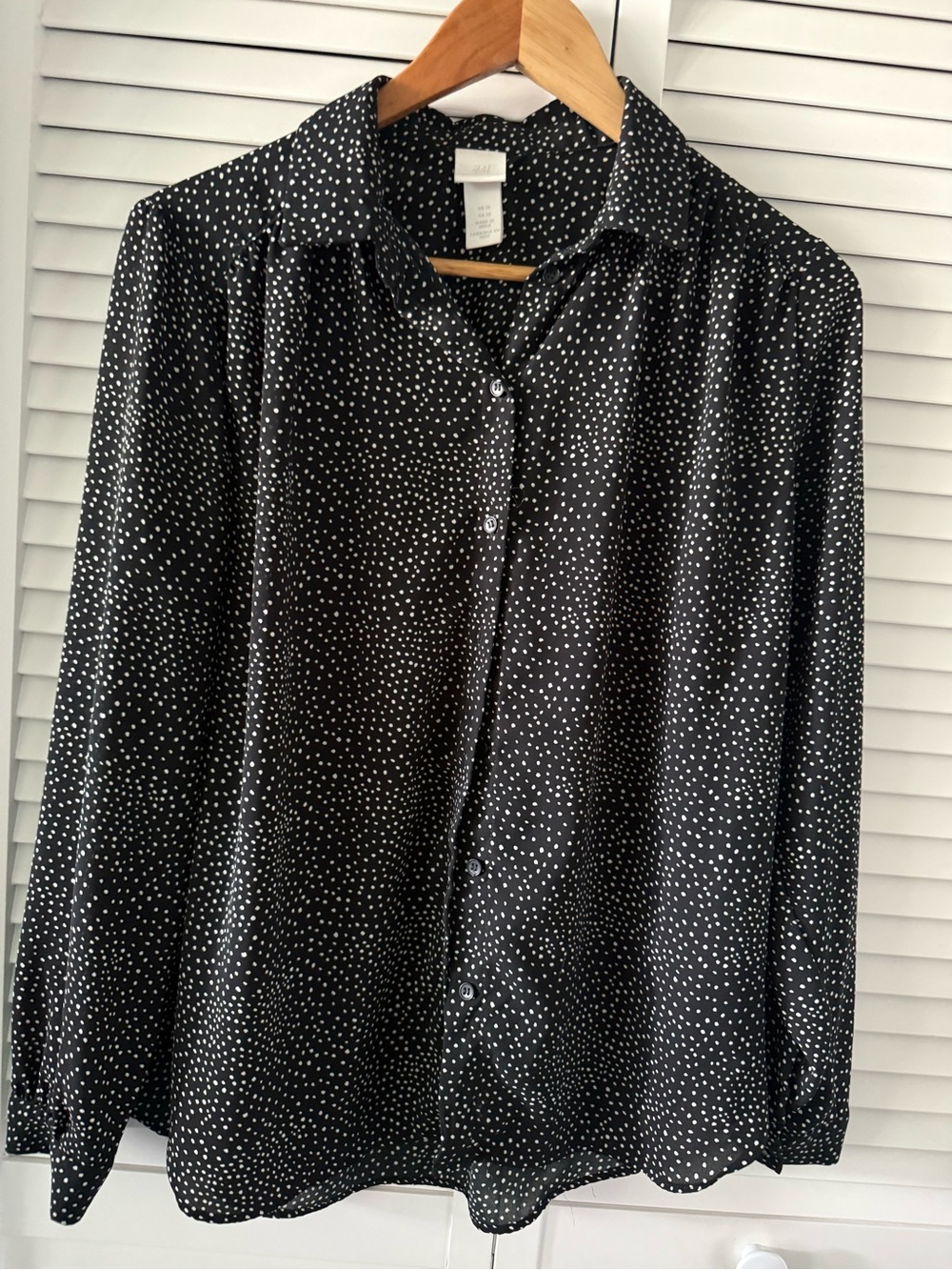 H&M Black Button-Up Shirt Jacket with White Polka Dots